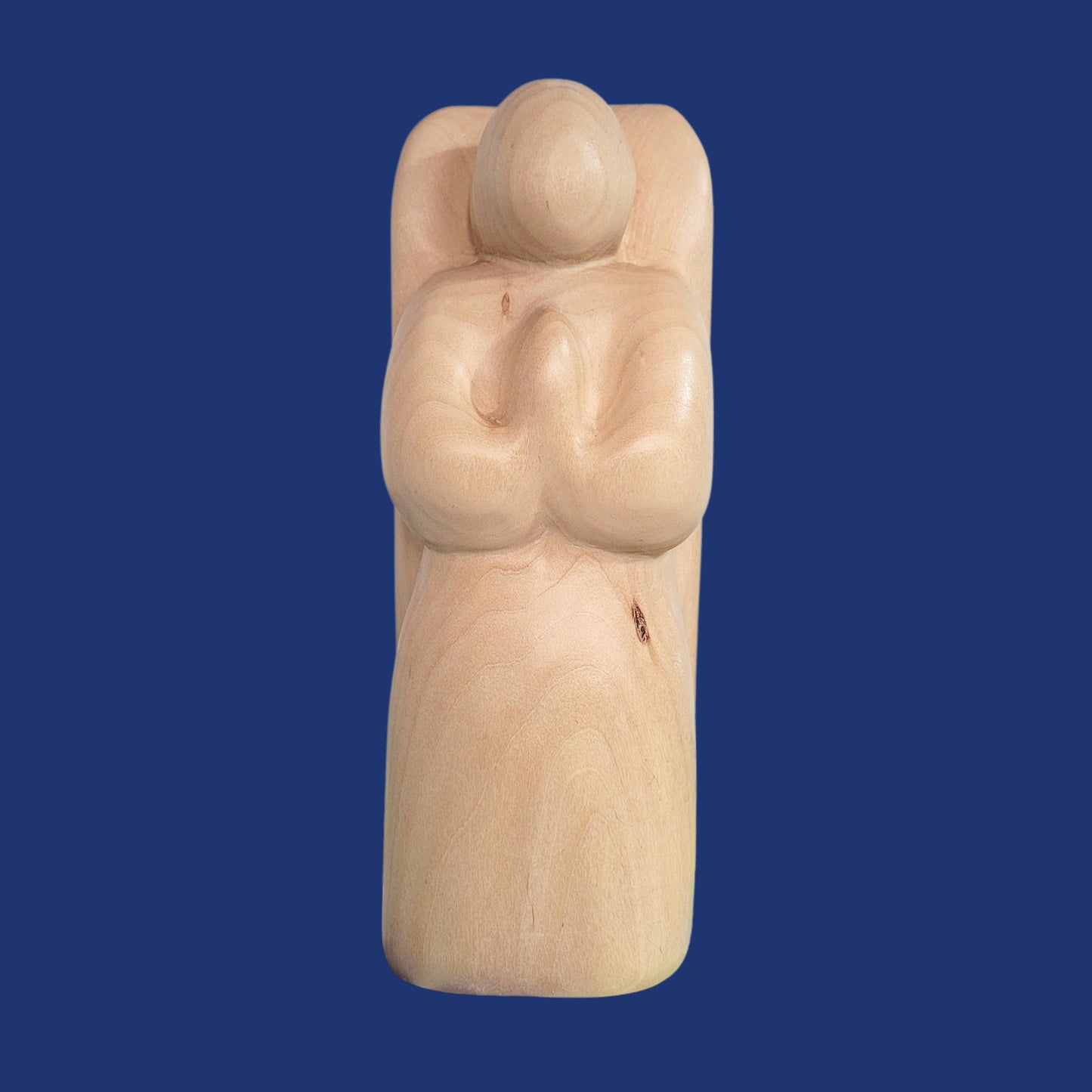 Petit ange, sculpture contemporaine en bois de tilleul, Eveline David-Valette